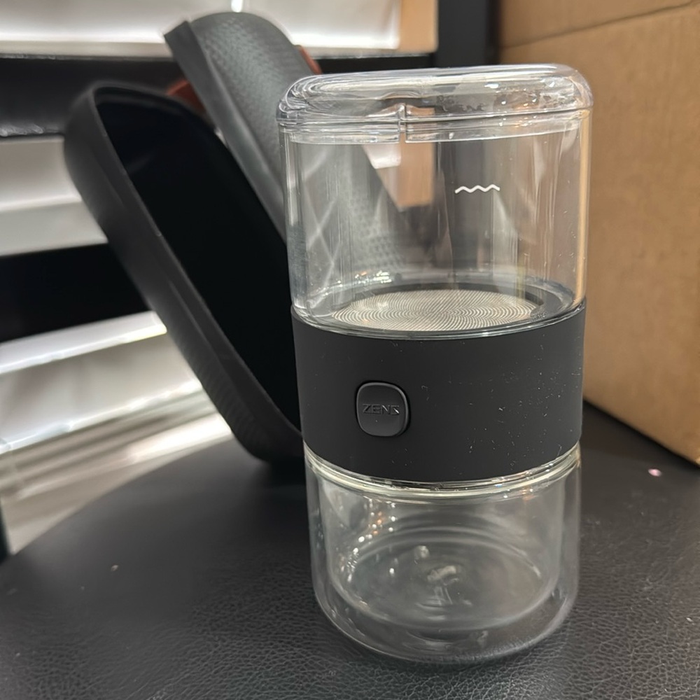 ZENS Modern Small Travel Tritan Tea Infuser Teapot